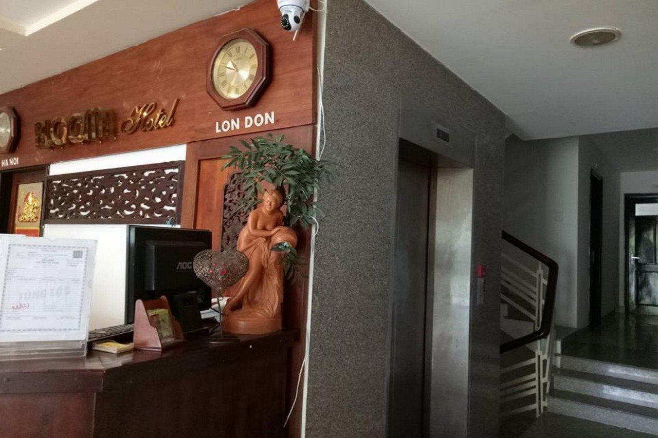 Bloom Hotel *
